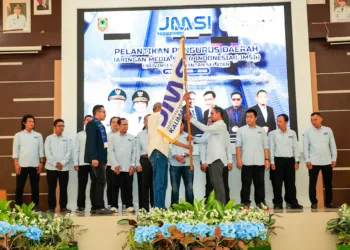 Pengurus JMSI Kalsel periode 2025-2030 resmi dilantik di Banjarmasin, momentum penting untuk memperkuat profesionalisme dan digitalisasi media.