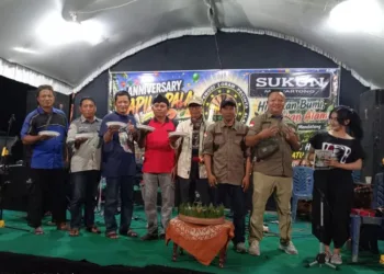 Komunitas PAPILOPALA Kudus merayakan anniversary ke-23 dengan aksi donor darah, penanaman pohon, hingga bersih gunung di kawasan Gunung Muria.