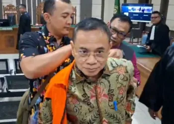 Kuasa hukum Bupati Pati nonaktif Sudewo mengajukan eksepsi di Pengadilan Tipikor Semarang, menolak penggabungan perkara DJKA dan dugaan pemerasan perangkat desa.