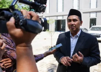 Wagub Jateng Taj Yasin menegaskan SPMB 2026 untuk SMA, SMK, dan SLB Negeri harus berlangsung transparan serta bebas dari praktik titip siswa.
