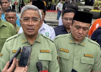 Wakil Wali Kota Bandung, Erwin, siap kembali aktif menjalankan tugas pemerintahan setelah Kejari Bandung menerbitkan SP3 kasus dugaan korupsi.