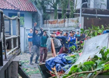 Antisipasi Bencana Hidrometeorologi, Walkot Bandung Perintahkan BPBD Siaga Penuh