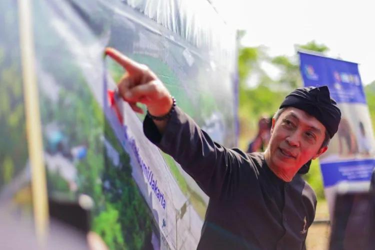 Kurangi Beban Simpang Ciawi, Pemkot Bogor Bangun Akses Tol Baru 1 Wali Kota Bogor Dedie A Rachim pada kick off pembangunan off-ramp Ciawi Selatan,
di Kota Bogor, Jawa Barat, Kamis (10/7/2026). ANTARA/LINGKAR NETWORK.