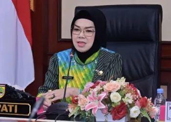 Profil Bupati Sukoharjo Etik Suryani yang terjaring OTT KPK terkait dugaan pemerasan, punya harta kekayaan Rp9,1 miliar.