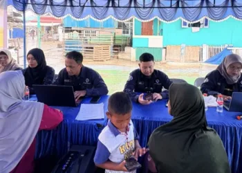 Diskum Batam memfasilitasi pengurusan Nomor Induk Berusaha (NIB) bagi 200 pelaku usaha mikro di wilayah pesisir untuk memperkuat legalitas usaha.