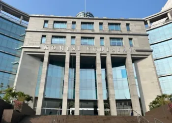 Komisi Yudisial (KY) merekomendasikan sanksi terhadap 121 hakim pada semester I 2026, meningkat hampir 147 persen dibandingkan periode yang sama tahun lalu.