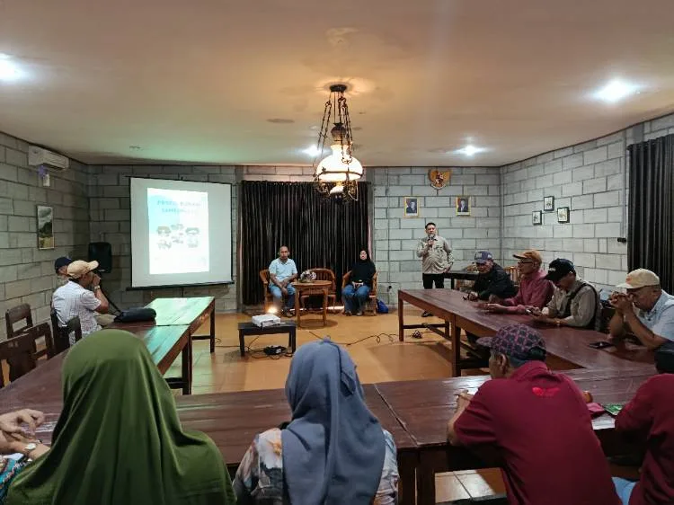 Suasana studi tiru