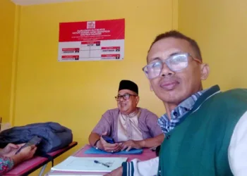 Foto Bersama Ketua KDMP Desa Rengas Kapuas