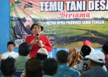 Ketua DPRD Jateng Sumanto menyoroti krisis regenerasi petani dalam Temu Tani di Jatisawit Karanganyar.