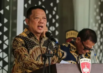 Eks Jampidsus Febrie Adriansyah ditetapkan sebagai tersangka dugaan korupsi dan TPPU oleh Kortastipidkor Polri.