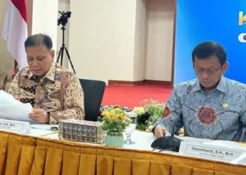 Komisi Yudisial menemukan dugaan pelanggaran kode etik oleh hakim yang memutus perkara Nadiem Makarim dan Andrie Yunus.