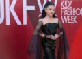Prestasi Sekar Ayu Bersinar di Dunia Modeling, Koleksi Puluhan Gelar 2 Margaretha Sekar Ayu Krisnadewi, saat mengikuti JKFW, beberapa waktu lalu. (Red – Lingkar.news)