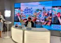 Airlangga Ajak Huawei dan ByteDance Perkuat Ekosistem AI Indonesia 3 Menko Perekonomian Airlangga Hartarto mengajak Huawei dan ByteDance memperkuat ekosistem AI Indonesia melalui investasi teknologi, pusat riset, dan pengembangan talenta digital.