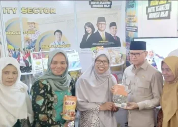Kisah Mimin Mintarsih, purna PMI Sukabumi yang sukses rintis usaha biji ketapang dan buka lapangan kerja lewat konsep brain circulation.