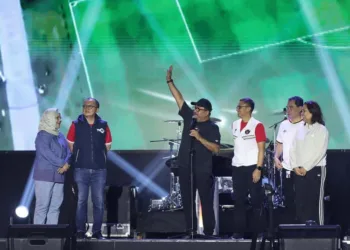 Festival Rakyat Bola Gembira di Lapangan Banteng sukses menyedot 14 ribu warga Jakarta untuk nobar Final Piala Dunia 2026.