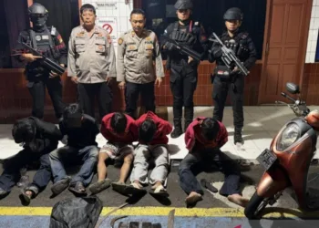 Tertangkap Bawa Sajam, Lima Pelajar di Tangsel Digelandang ke Polsek
