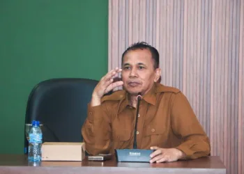 Air Laut Tiba-tiba Berbusa, Pemprov NTB Selidiki Dugaan Limbah Tambak di Lombok Utara