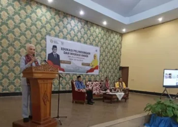 Wakil Ketua DPR Ingatkan PMI Lombok Hindari Jalur Ilegal demi Perlindungan Kerja