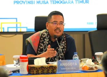 Anggota DPR RI sekaligus tersangka korupsi dana hibah Jatim Anwar Sadad tidak memenuhi panggilan KPK untuk diperiksa sebagai saksi.
