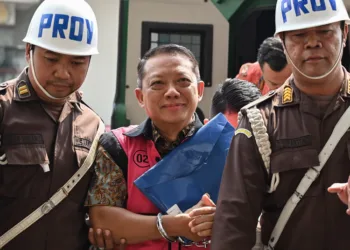 Pengacara Febrie Adriansyah menegaskan Sutrimo bukan karumga dan sudah lama sakit, minta publik tak berspekulasi soal kematiannya.