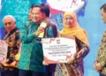 Jatim Jadi Provinsi Terbaik Pengolahan Sampah 2026, Dapat Bantuan Rp2 Miliar 3 Jawa Timur menjadi provinsi terbaik pengolahan sampah dan lingkungan asri 2026 dengan capaian pengelolaan sampah 52,7 persen.