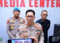 Kasus Kematian Brigadir EWS, 5 Anggota Polri di Jambi Dipecat 2 Polda Jambi menjatuhkan sanksi PTDH kepada 5 oknum anggota Polri yang terlibat dalam kasus meninggalnya Brigadir EWS di Tanjung Jabung Timur.