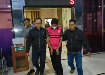 Kejari Ponorogo menetapkan mantan Ketua DPRD Ponorogo SN sebagai tersangka dugaan korupsi tunjangan perumahan yang merugikan negara Rp3,6 miliar.
