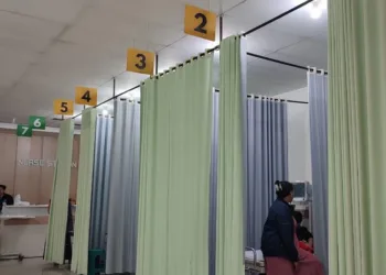 RSD Kalisat Jember menambah kapasitas IGD dari 3 menjadi 7 bed untuk mengantisipasi lonjakan pasien dan meningkatkan pelayanan medis.