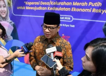 Mendes Yandri Susanto menegaskan Kopdes Merah Putih tidak akan menutup warung kelontong.