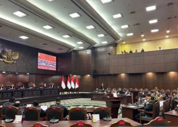 Uji materiil KUHP di MK memunculkan perbedaan pandangan Polri dan KPK soal kewenangan penghitungan kerugian negara serta posisi BPK.