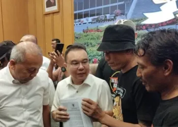 Pimpinan DPR RI meneken komitmen mengesahkan RUU Perampasan Aset paling lambat 15 Desember 2026 dan siap mundur jika target tersebut tidak tercapai.