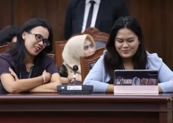 MK memutuskan delik penghinaan Presiden/Wapres hanya bisa dituntut berdasarkan aduan Presiden atau Wapres.