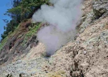 Kawasan panas bumi Ungaran yang digadang-gadang akan jadi pengembangan proyek geothermal Gunung Ungaran oleh pemerintah. (Hesty Imaniar – Lingkar.news)