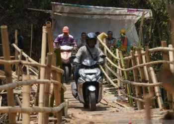 Siapkan Rp3,6 Miliar, Pemkab Sumedang Segera Rampungkan Jembatan Cipicung-Cibugel 1 Siapkan Rp3,6 Miliar, Pemkab Sumedang Segera Rampungkan Jembatan Cipicung-Cibugel