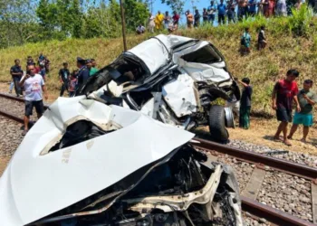 Kronologi Kecelakaan Maut KA Ijen Ekspres Tabrak Mobil di Jember