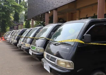 Sindikat Pencuri Mobil Pikap di Banten Dibekuk, 11 Unit Kendaraan Diamankan Polisi 10 Sindikat Pencuri Mobil Pikap di Banten Dibekuk, 11 Unit Kendaraan Diamankan Polisi