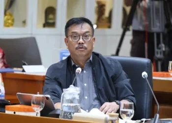 Anggota Komisi IX DPR RI Edy Wuryanto mengingatkan Kepala BGN Sudaryono bahwa keracunan MBG bakal terus terulang jika tata kelola tidak dibenahi.