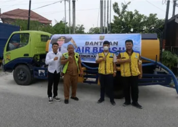 Pemprov Kalteng salurkan 74.450 liter air bersih ke Kota Palangka Raya dan 5 kabupaten terdampak kekeringan akibat kemarau.