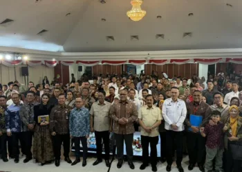 Lima kementerian bergerak bersama menangani persoalan PMI dan WNI di Malaysia melalui Forum Pasti Ada Solusi di KBRI Kuala Lumpur.