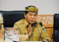 Gubernur Kaltara Tagih Sisa Dana Perbatasan Rp100 Miliar ke Menkeu Suahasil 3 Gubernur Kaltara Zainal Paliwang akan menemui Menkeu Suahasil Nazara untuk menagih sisa dana pembangunan perbatasan Rp100 miliar.