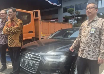 Kemenkeu melelang 123 aset milik 70 wajib pajak di Jawa Barat dengan nilai limit Rp24,72 miliar untuk mencairkan tunggakan pajak Rp307,45 miliar.