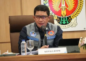 BNPB menyalurkan Rp703,01 miliar bantuan stimulan untuk rehabilitasi rumah rusak akibat banjir dan longsor di Aceh, Sumatra Utara, dan Sumatra Barat.