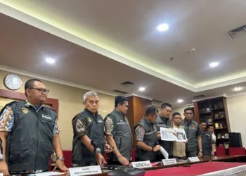 Kortastipidkor menyita aset Bupati Gowa Sitti Husniah Talenrang senilai sekitar Rp5,5 miliar, terdiri dari dua rumah dan satu Toyota Hiace.