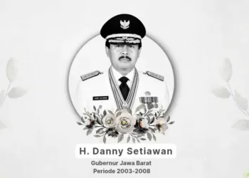 Mantan Gubernur Jawa Barat (2003-2008) Danny Setiawan meninggal dunia pada usia 81 tahun.