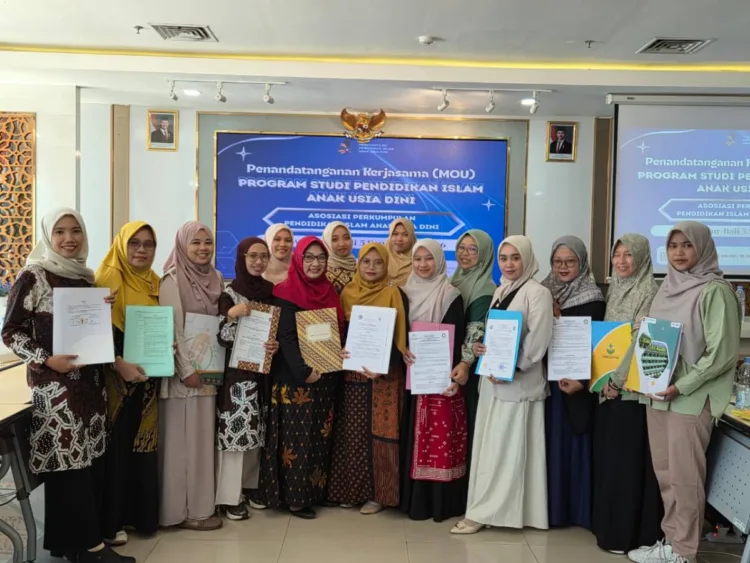 PW PPIAUD Jatim-Bali Fasilitasi MoU Antar-Prodi untuk Perkuat Akreditasi LAMDIK 3.0 1 MOU antar-Prodi PIAUD Jawa Timur-Bali.