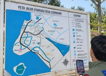 BNPB memetakan kesiapsiagaan tsunami di pesisir Banten dengan memeriksa sirene, jalur evakuasi, WRS, dan sistem peringatan dini.