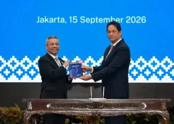 Purbaya Yudhi Sadewa resmi menyerahkan jabatan Menteri Keuangan kepada Suahasil Nazara dalam sertijab di Kemenkeu, Selasa (15/9/2026).