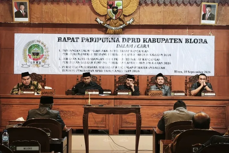 Fraksi Pembangunan Sejahtera Desak Pembentukan Pansus dan Audit Menyeluruh Bank Blora Artha 1 Fraksi Pembangunan Sejahtera DPRD Blora mendesak pembentukan Pansus dan audit menyeluruh untuk mengawal penyelamatan Bank Blora Artha.