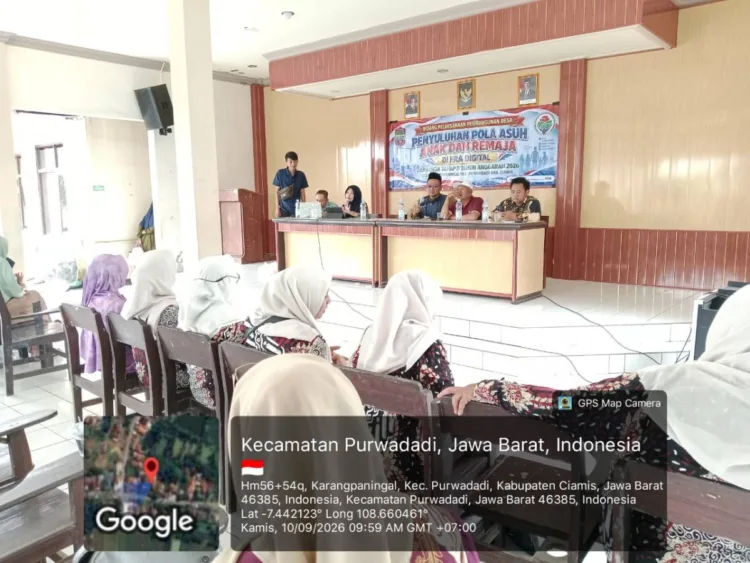 Pembukaan penyuluhan pola asuh anak dalam era digital.