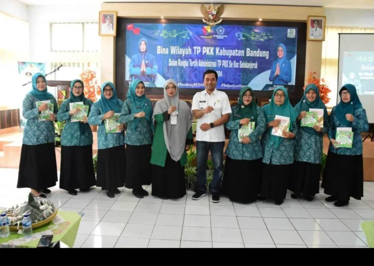 TP-PKK desa Karyalaksana.
